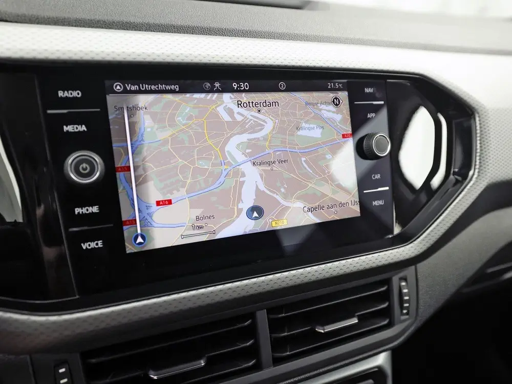 Volkswagen T-Cross 1.0 TSI Life Sport (APPLE CARPLAY, GROOT uit 2022, foto 20
