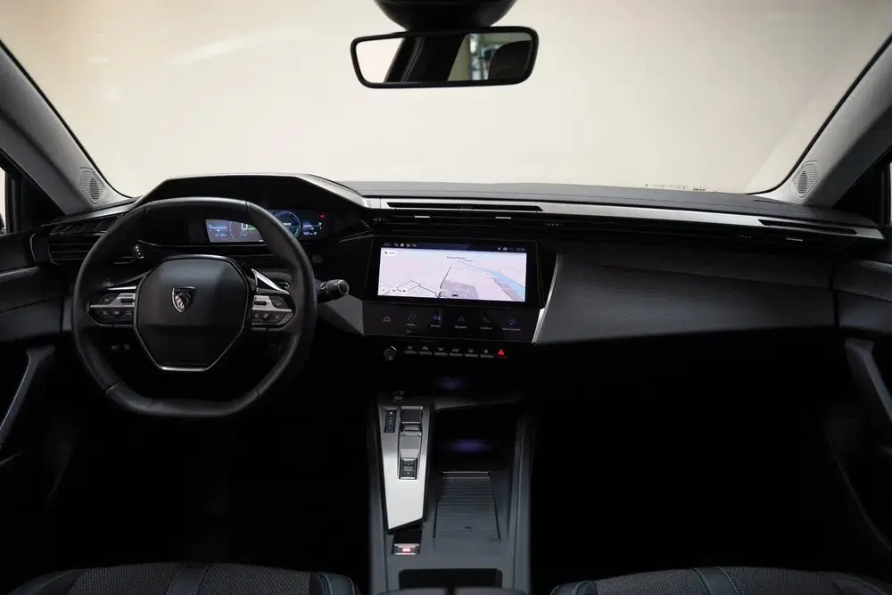 Peugeot 308 1.6 Plug-in Hybrid 180 Allure [ SOH 96 uit 2023, foto 4