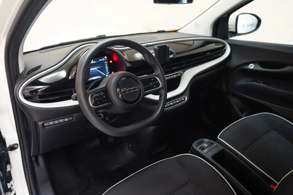 Fiat 500e Action 24 kWh Aut.[ Airco Apple uit 2023, foto 11