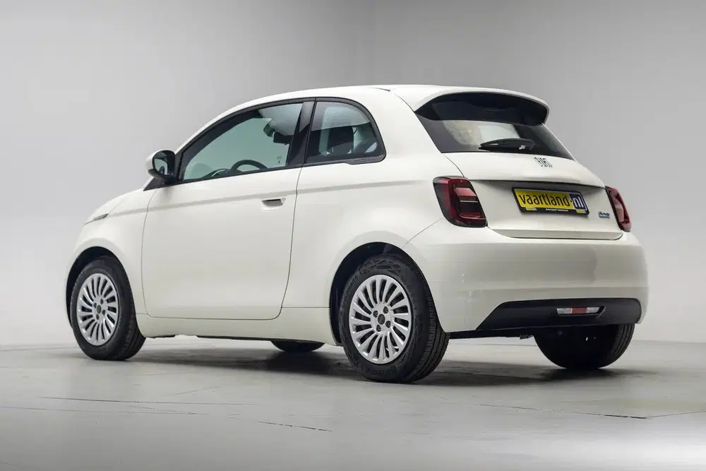 Fiat 500e Action 24 kWh Aut.[ Airco Apple uit 2023, foto 3