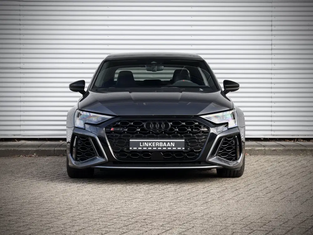 Audi RS3 2.5 TFSI Limousine Quattro 400pk uit 2022, foto 12