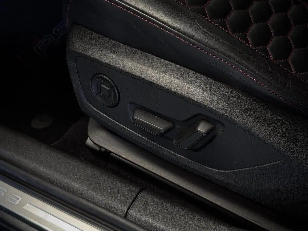 Audi RS3 2.5 TFSI Limousine Quattro 400pk uit 2022, foto 7
