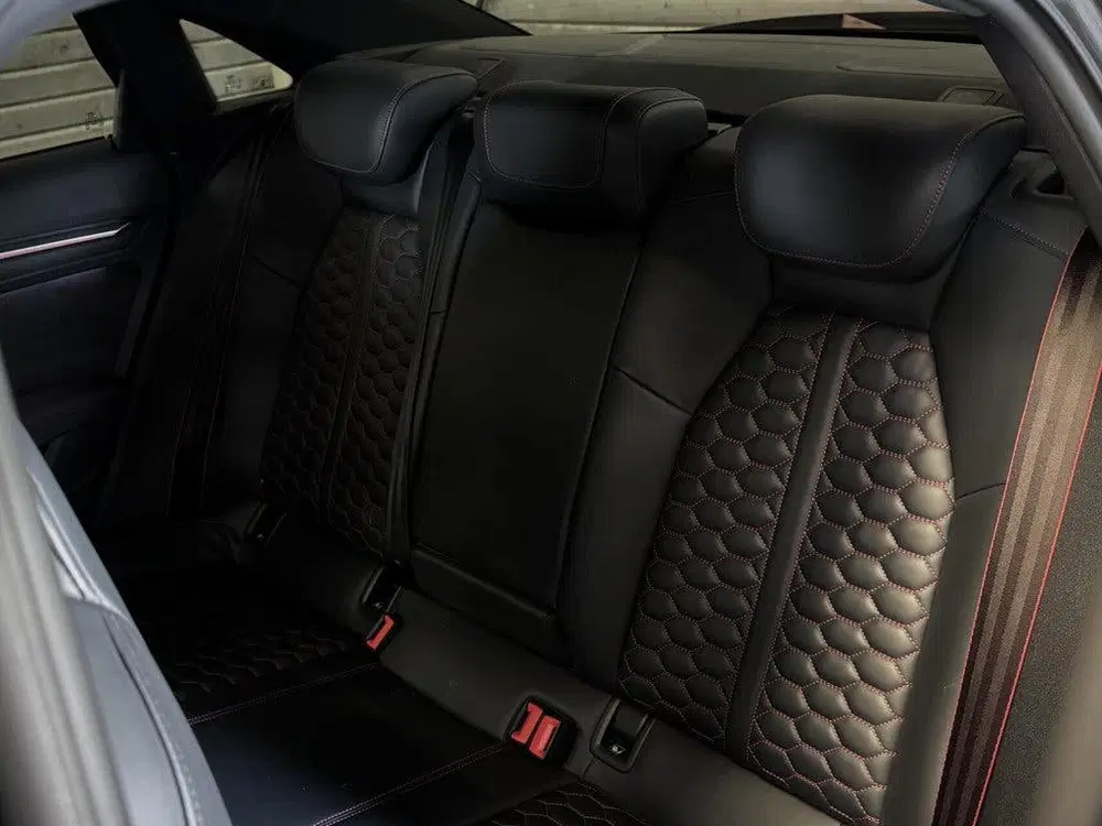 Audi RS3 2.5 TFSI Limousine Quattro 400pk uit 2022, foto 8