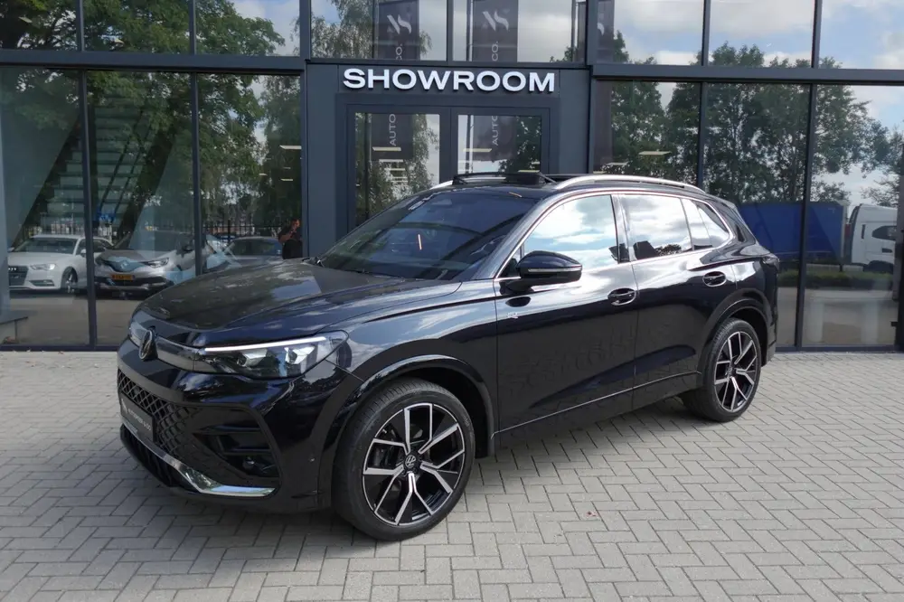 Volkswagen Tiguan 1.5 eTSI R-Line Business PANO KEYLESS H&K uit 2024, foto 11
