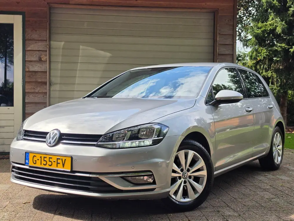 Volkswagen Golf VII Golf 1.0 TSI 115pk 2019 Trekhaak ACC Climate NAP! uit 2019