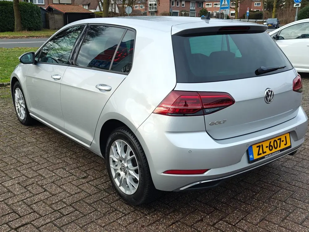 Volkswagen Golf 1.0 TSI Comfortline Business| Org NL | Massa uit 2019, foto 3