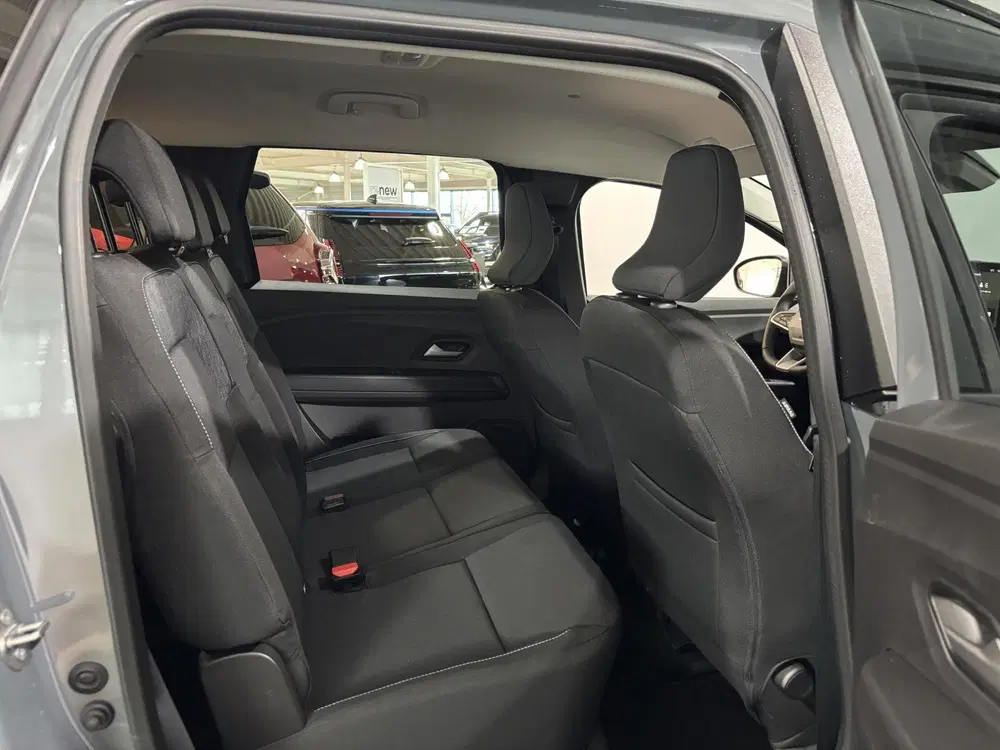 Dacia Jogger 155PK Hybrid Expression 7p Automaat uit 2026, foto 15