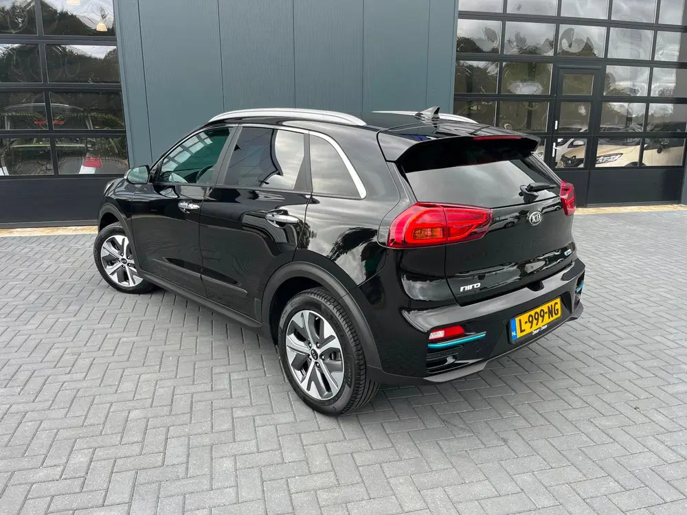 Kia Niro DynamicPlusLine 39 kWh NLAuto uit 2021, foto 2