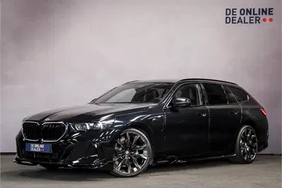BMW 5-serie 5 Serie Touring 530e M Sport Shadow uit 2025
