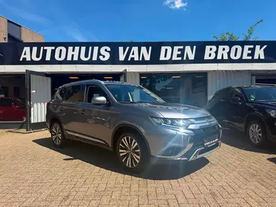 Mitsubishi Outlander 2.0 Instyle+ 4WD|7Pers|Automaat|Navi|Pa uit 2019