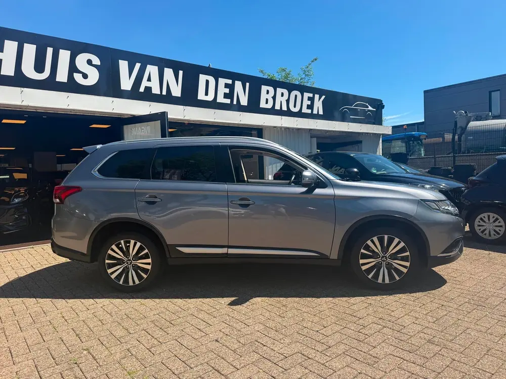 Mitsubishi Outlander 2.0 Instyle+ 4WD|7Pers|Automaat|Navi|Pa uit 2019, foto 10