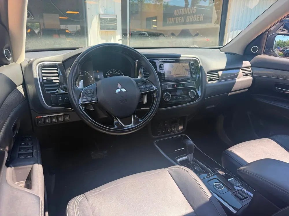 Mitsubishi Outlander 2.0 Instyle+ 4WD|7Pers|Automaat|Navi|Pa uit 2019, foto 13
