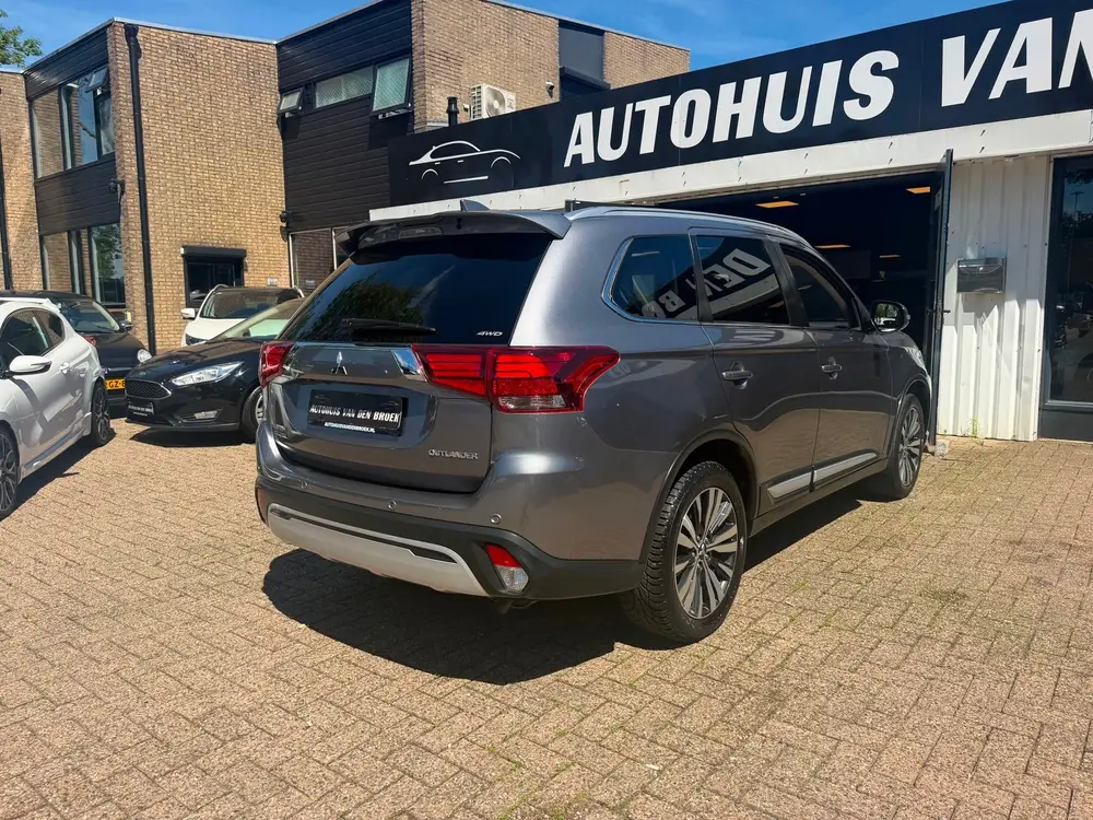 Mitsubishi Outlander 2.0 Instyle+ 4WD|7Pers|Automaat|Navi|Pa uit 2019, foto 9