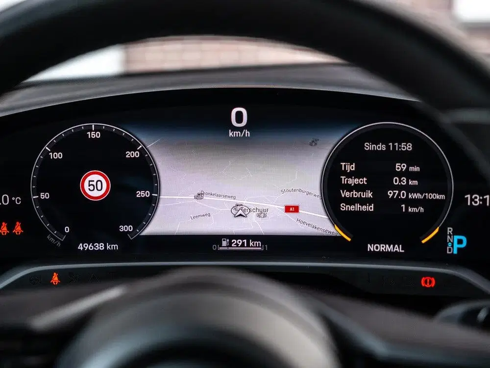 Porsche Taycan 79 kWh uit 2022, foto 6
