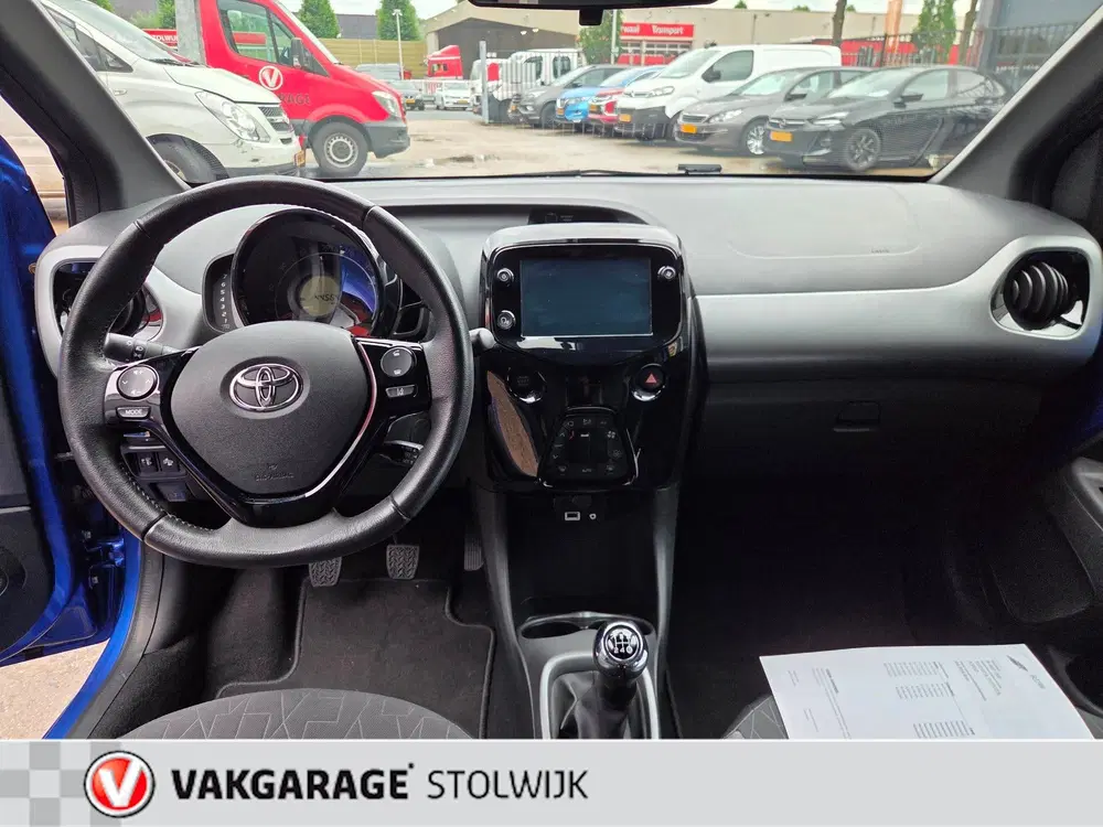Toyota Aygo 1.0 VVT-i TeamNL AUR Camera uit 2021, foto 10