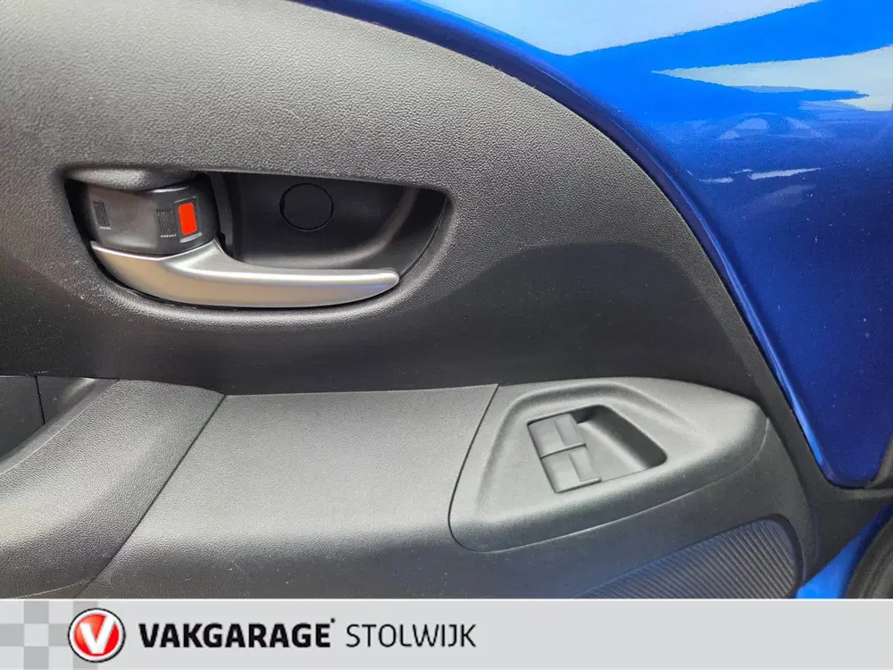 Toyota Aygo 1.0 VVT-i TeamNL AUR Camera uit 2021, foto 20