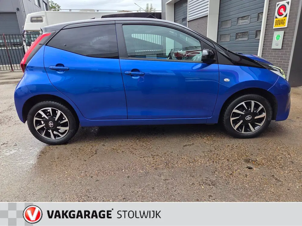 Toyota Aygo 1.0 VVT-i TeamNL AUR Camera uit 2021, foto 3