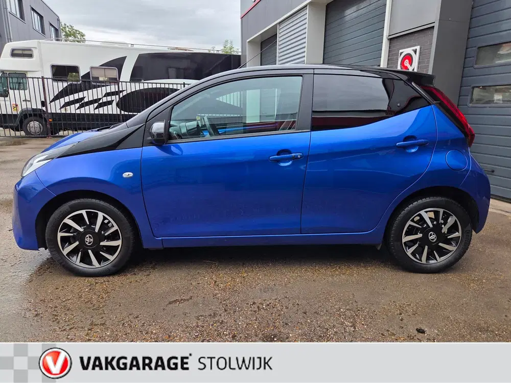 Toyota Aygo 1.0 VVT-i TeamNL AUR Camera uit 2021, foto 4