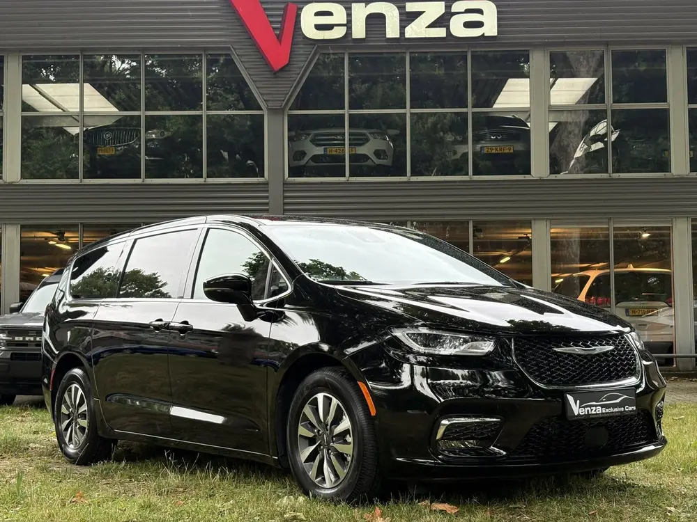 Chrysler Grand Voyager 3.6 V6 Hybrid ACC/360/Carplay uit 2025