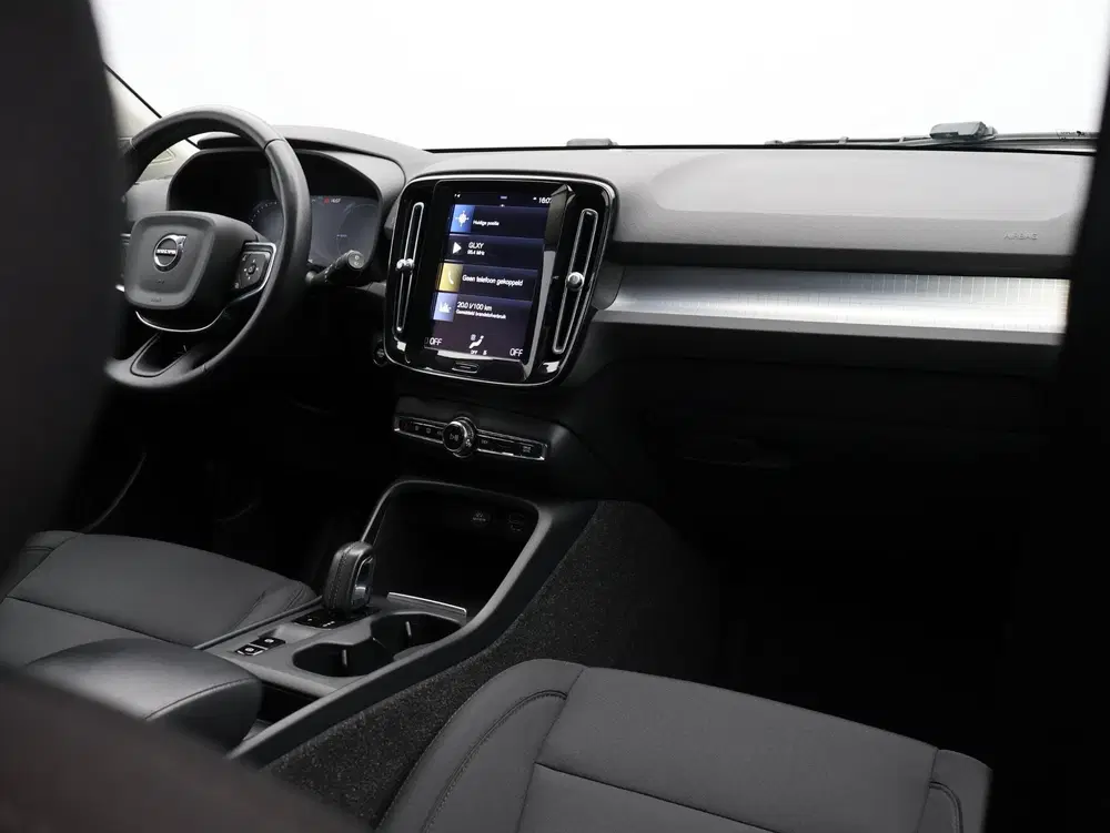 Volvo XC40 T4 Recharge R-Design uit 2021, foto 3