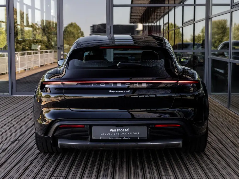 Porsche Taycan 4 93 kWh uit 2022, foto 7