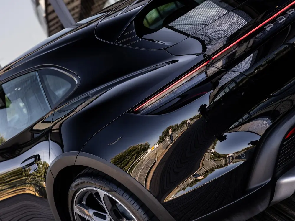 Porsche Taycan 4 93 kWh uit 2022, foto 9