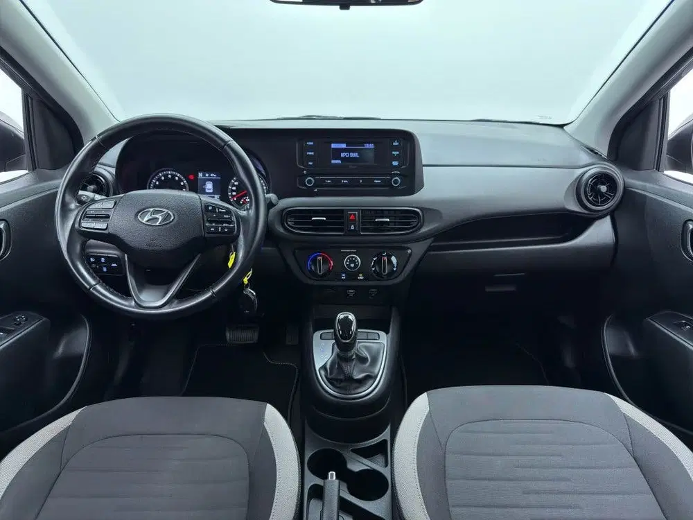 Hyundai i10 1.2 automaat uit 2022, foto 17