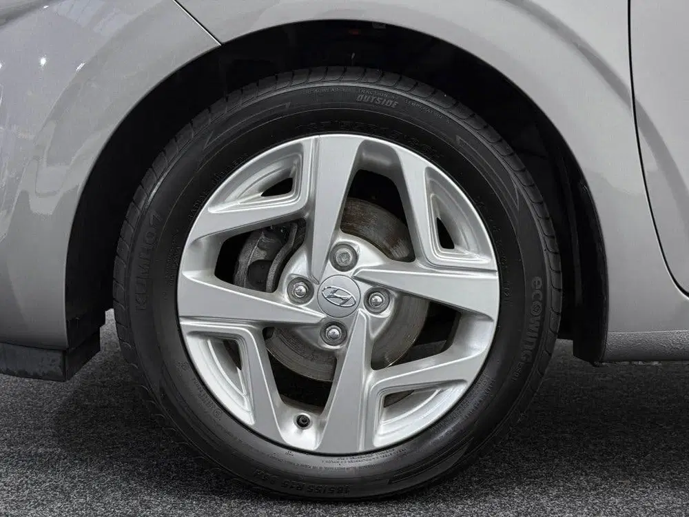 Hyundai i10 1.2 automaat uit 2022, foto 7