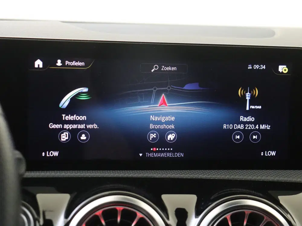 Mercedes-Benz CLA 250 e Business Solut uit 2021, foto 16