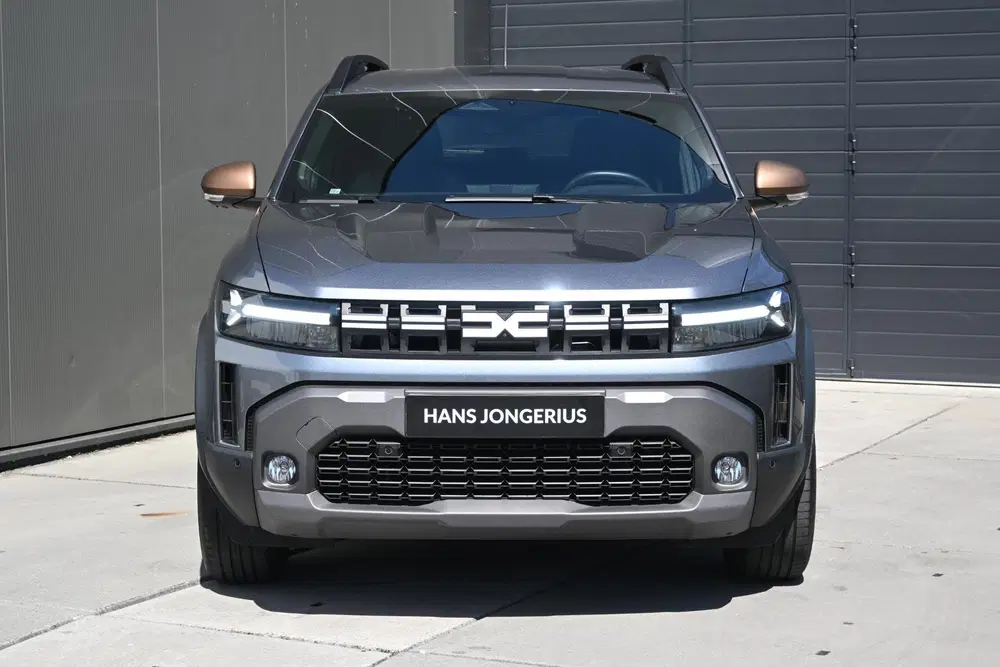 Dacia Duster TCe 130 mild hybrid Extreme uit 2024, foto 2