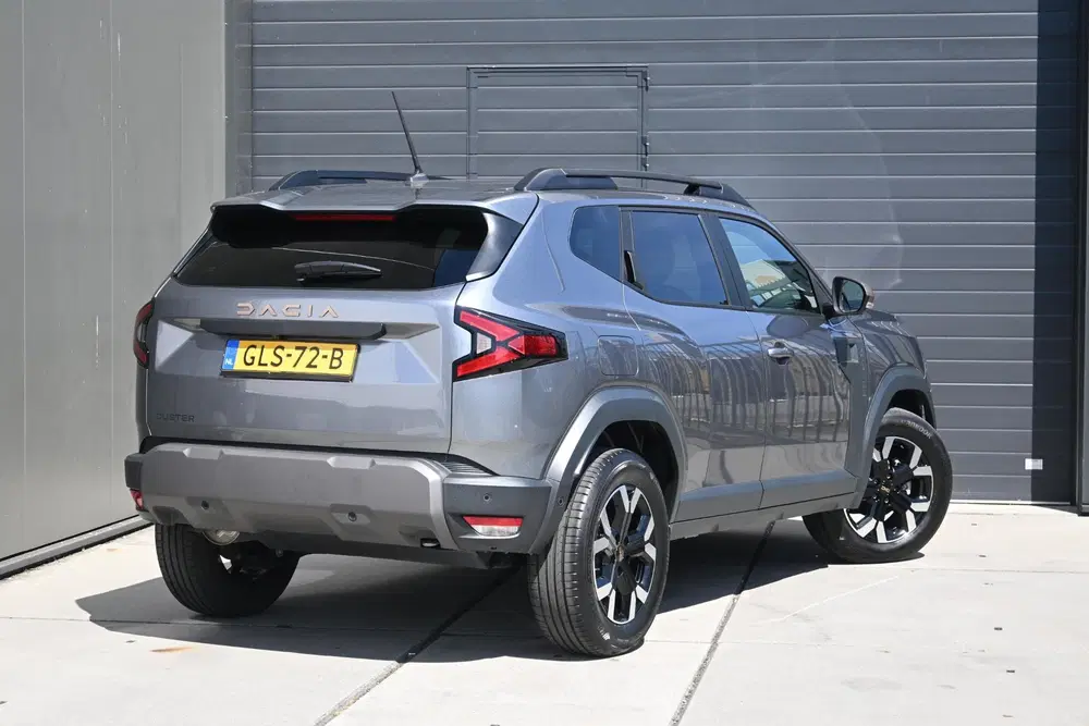 Dacia Duster TCe 130 mild hybrid Extreme uit 2024, foto 3