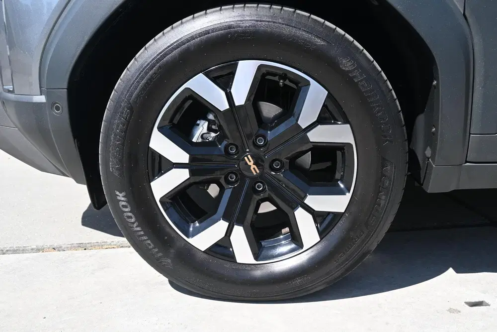 Dacia Duster TCe 130 mild hybrid Extreme uit 2024, foto 4