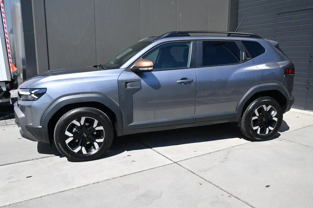 Dacia Duster TCe 130 mild hybrid Extreme uit 2024, foto 5