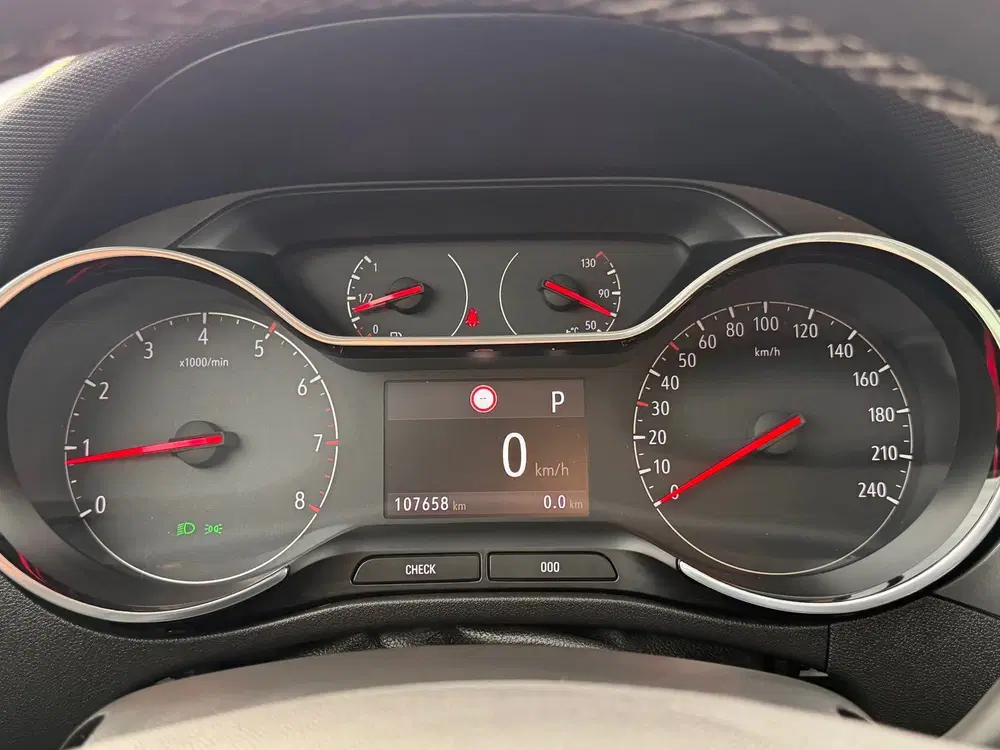 Opel Crossland 1.2 Turbo Elegance uit 2022, foto 16