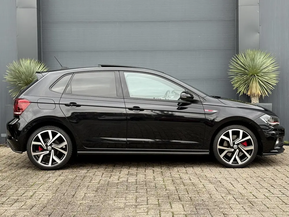 Volkswagen Polo 2.0 TSI DSG GTI Virtual Pano/Automaat/Applec uit 2020, foto 6