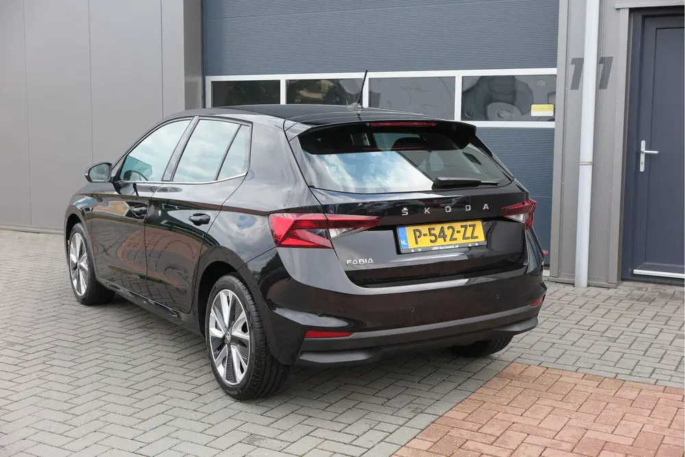 Skoda Fabia 1.0 TSI 81kw 110pk DSG Business Edition Vi uit 2022, foto 16