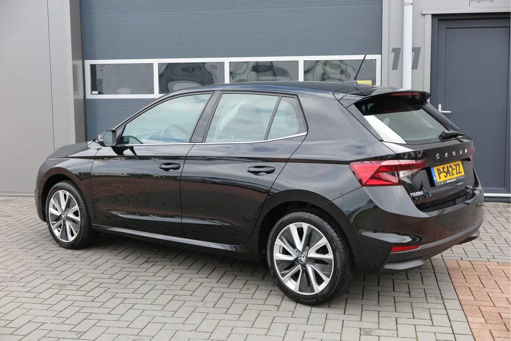 Skoda Fabia 1.0 TSI 81kw 110pk DSG Business Edition Vi uit 2022, foto 4