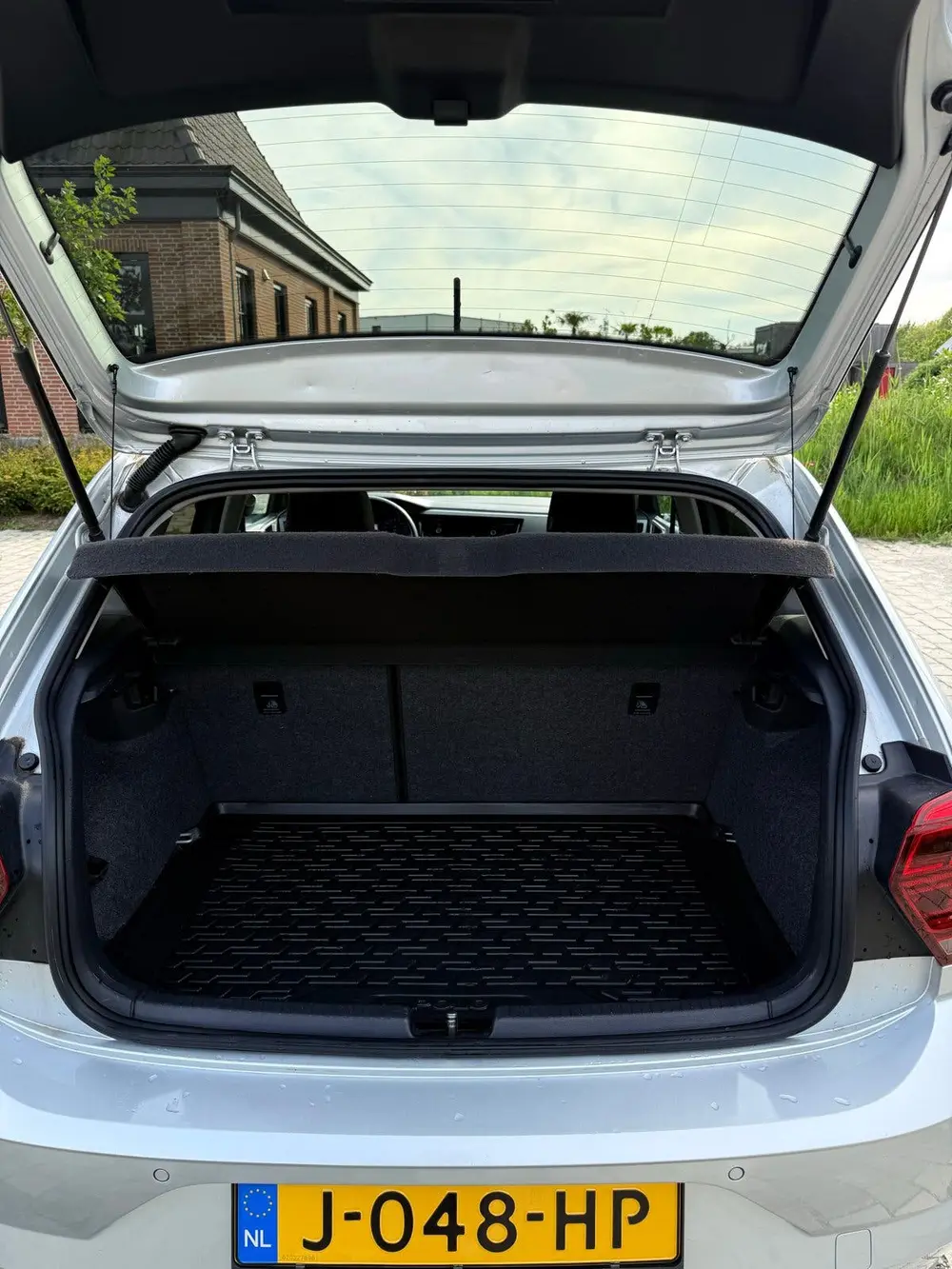 Volkswagen Polo 1.0 TSI 2020, automaat uit 2020, foto 13