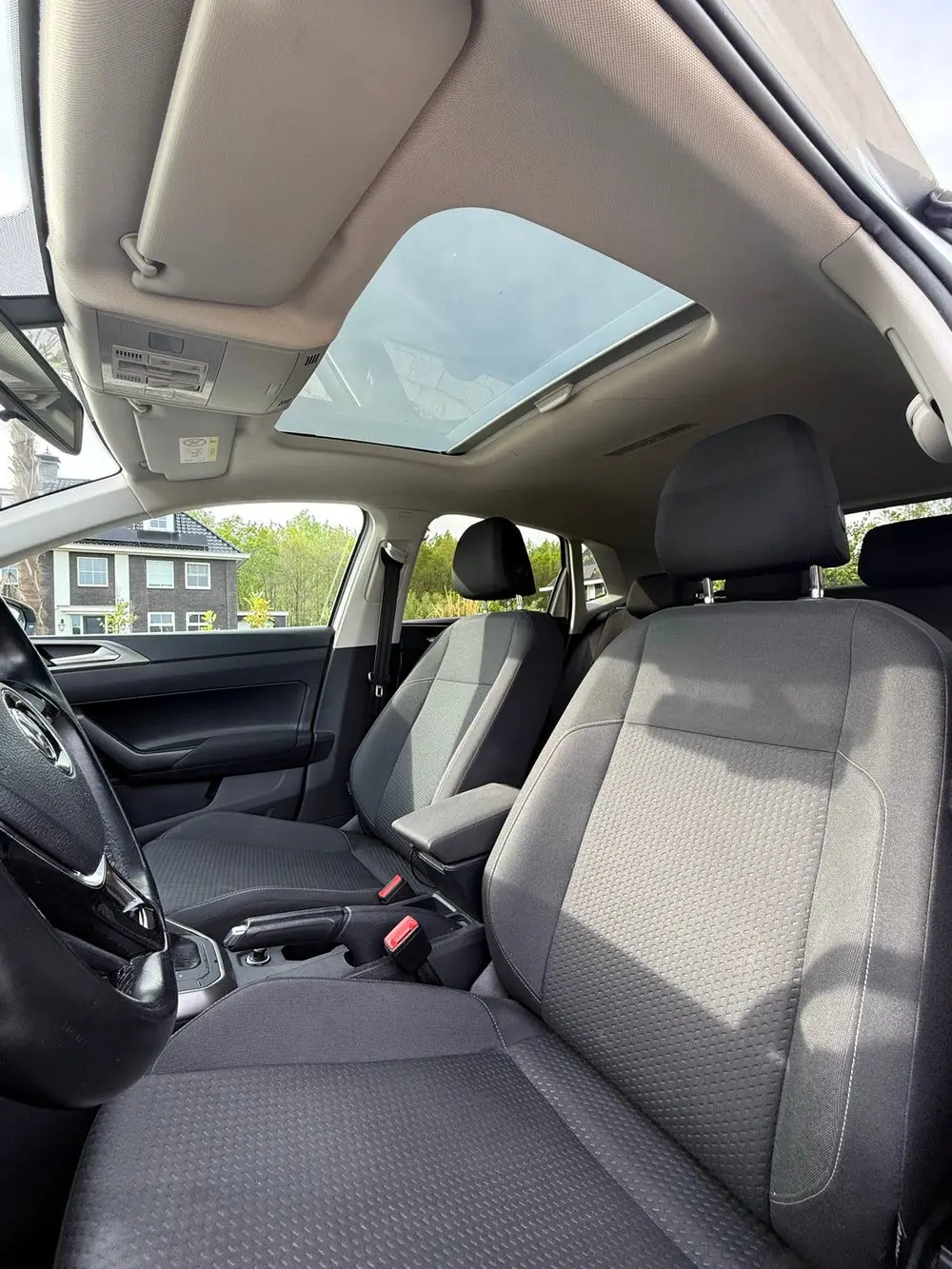 Volkswagen Polo 1.0 TSI 2020, automaat uit 2020, foto 9
