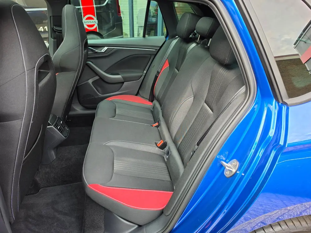 Skoda Kamiq 1.0 TSI Monte Carlo automaat uit 2024, foto 7