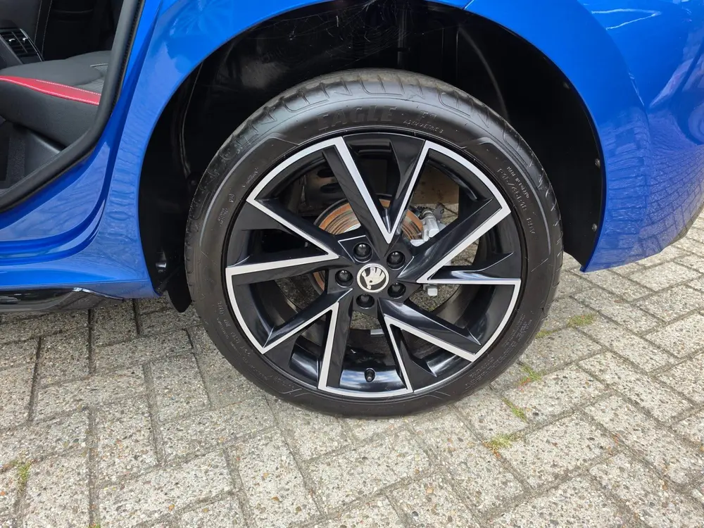 Skoda Kamiq 1.0 TSI Monte Carlo automaat uit 2024, foto 8