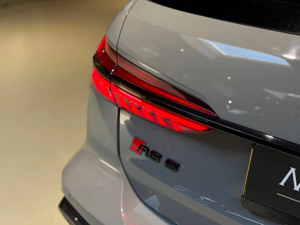 Audi RS6 4.0 TFSI quattro 600PK uit 2021, foto 11