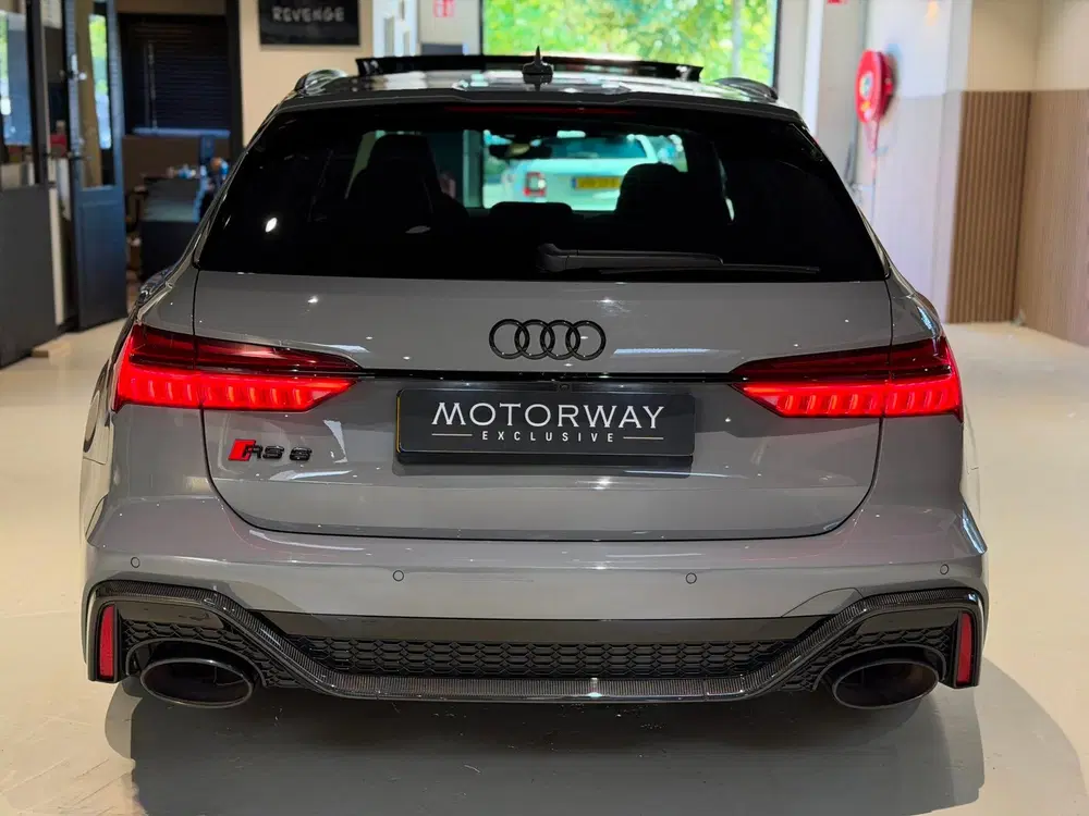 Audi RS6 4.0 TFSI quattro 600PK uit 2021, foto 7
