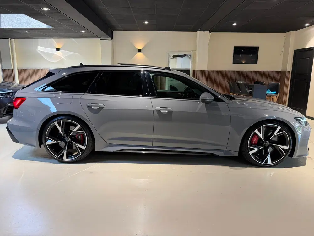 Audi RS6 4.0 TFSI quattro 600PK uit 2021, foto 9