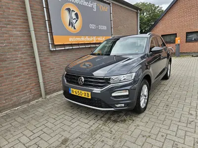 Volkswagen T-Roc 1.5 TSI Style Business (bj 2022, automaat) uit 2022