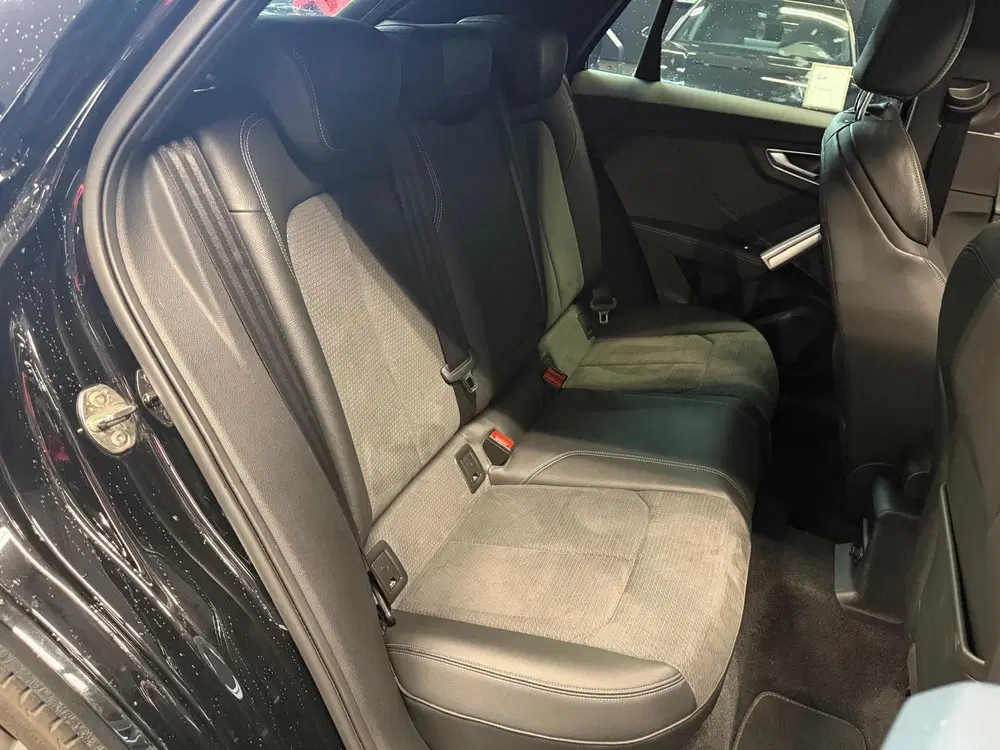 Audi Q2 35 TFSI 3x S-Line uit 2021, foto 14