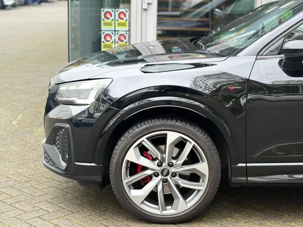 Audi Q2 35 TFSI 3x S-Line uit 2021, foto 4