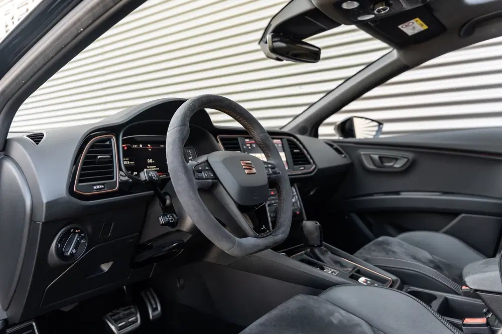 SEAT Leon 2.0 TSI CUPRA R 4DRIVE PANO CARBON BREMBO uit 2020, foto 15