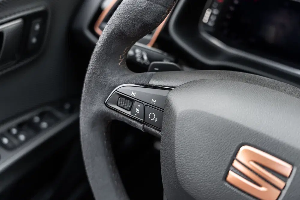 SEAT Leon 2.0 TSI CUPRA R 4DRIVE PANO CARBON BREMBO uit 2020, foto 18