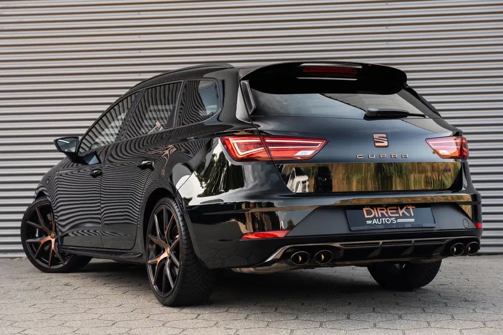 SEAT Leon 2.0 TSI CUPRA R 4DRIVE PANO CARBON BREMBO uit 2020, foto 5